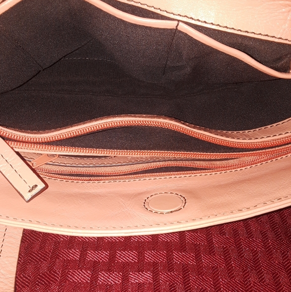 Kenneth Cole Bag - Picture 2 of 2